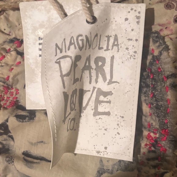 Cream Frida Pensando En Ti Jabot magnolia pearl - Picture 4 of 5